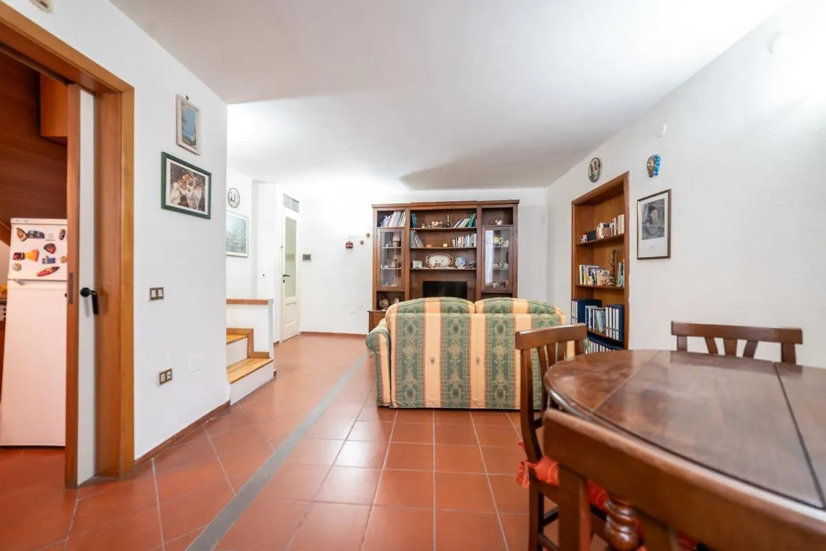Apartamento Il Nido Nápoles 0*,  Italia